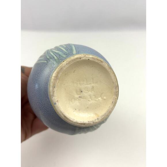 VTG Hull Art Pottery Tulip Blue Jardiniere Vase Planter Art Deco USA 6.75" - Picture 8 of 13